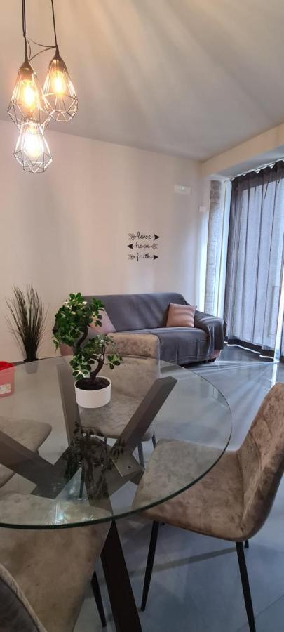 Etna Suite Design Apartments Катания Екстериор снимка