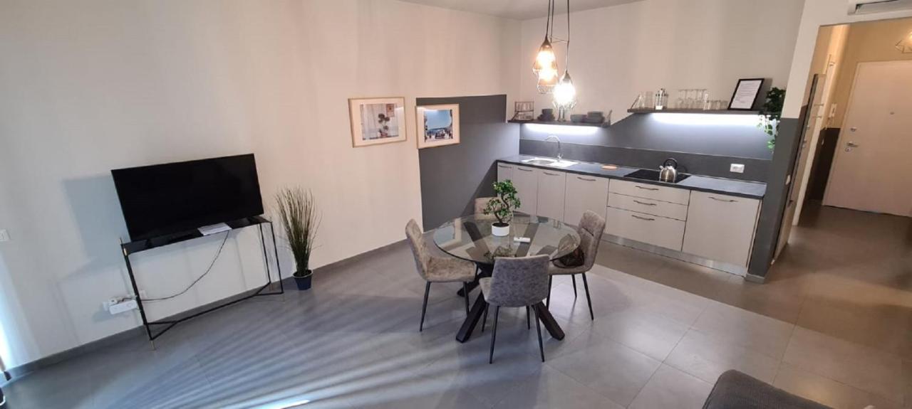 Etna Suite Design Apartments Катания Екстериор снимка