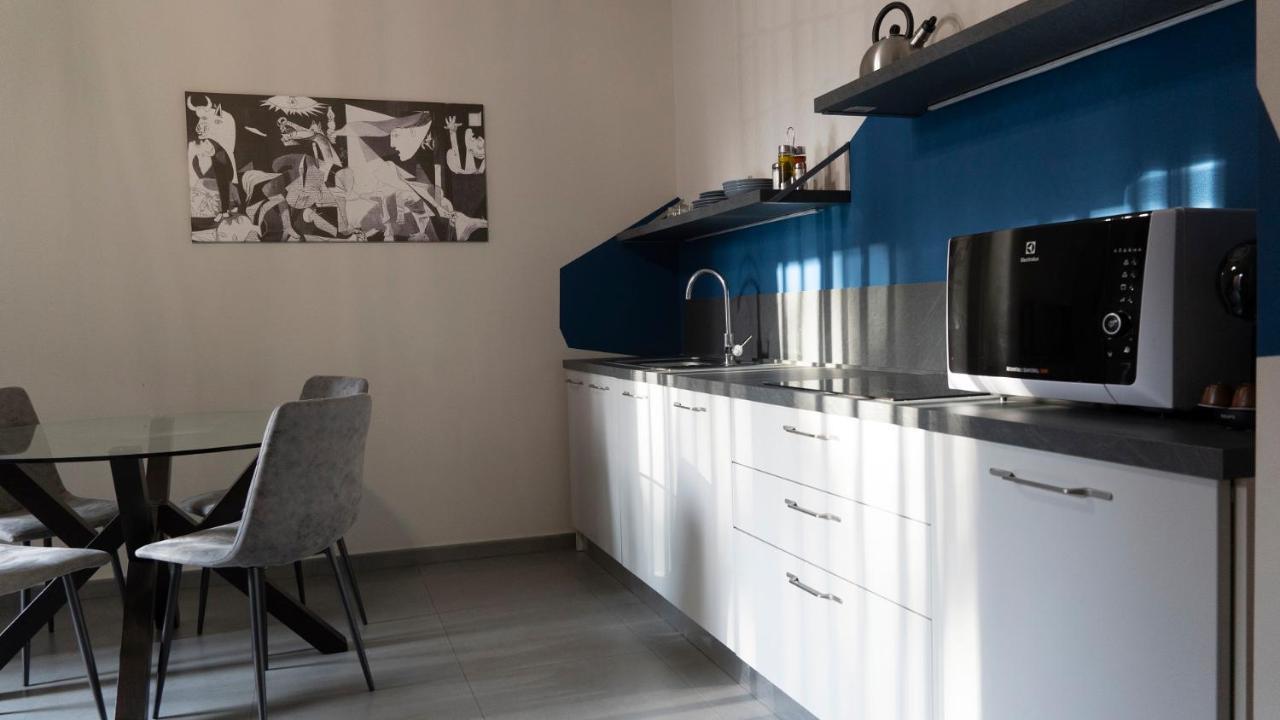 Etna Suite Design Apartments Катания Екстериор снимка