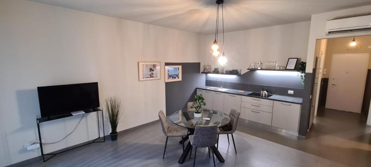 Etna Suite Design Apartments Катания Екстериор снимка